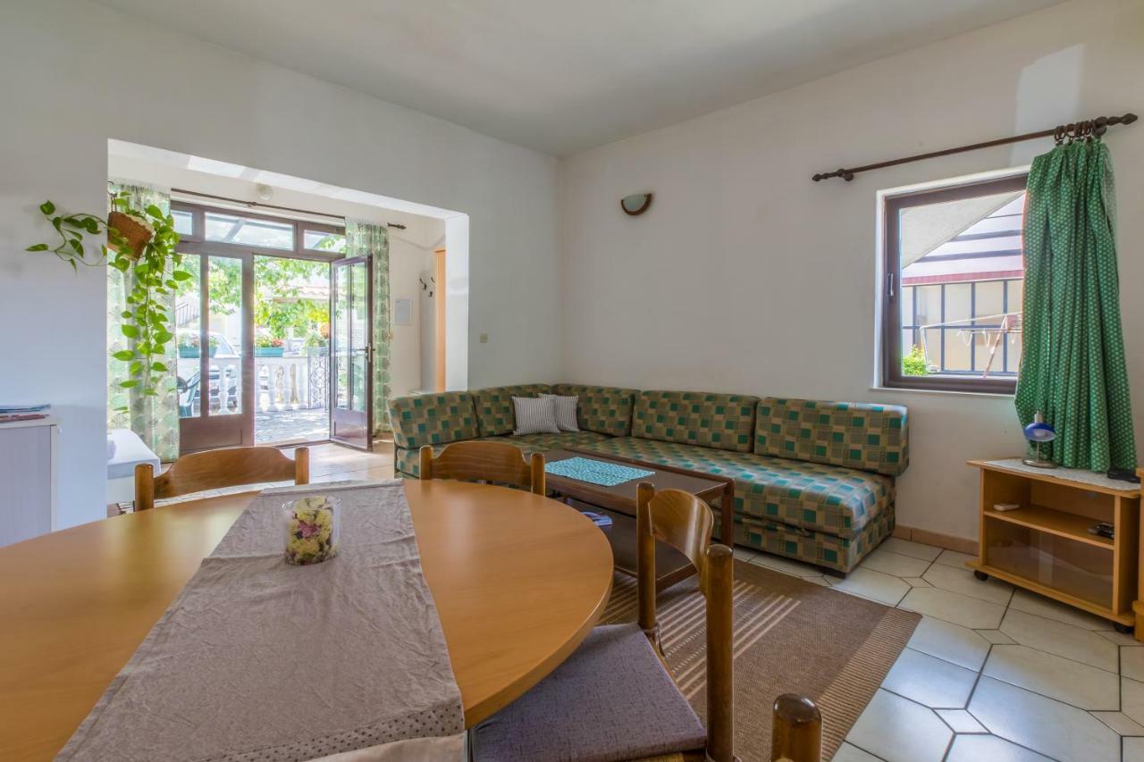 Apartment Dom 卓得诺沃 外观 照片