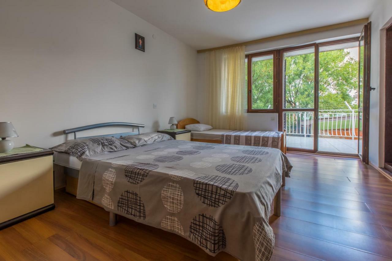 Apartment Dom 卓得诺沃 外观 照片